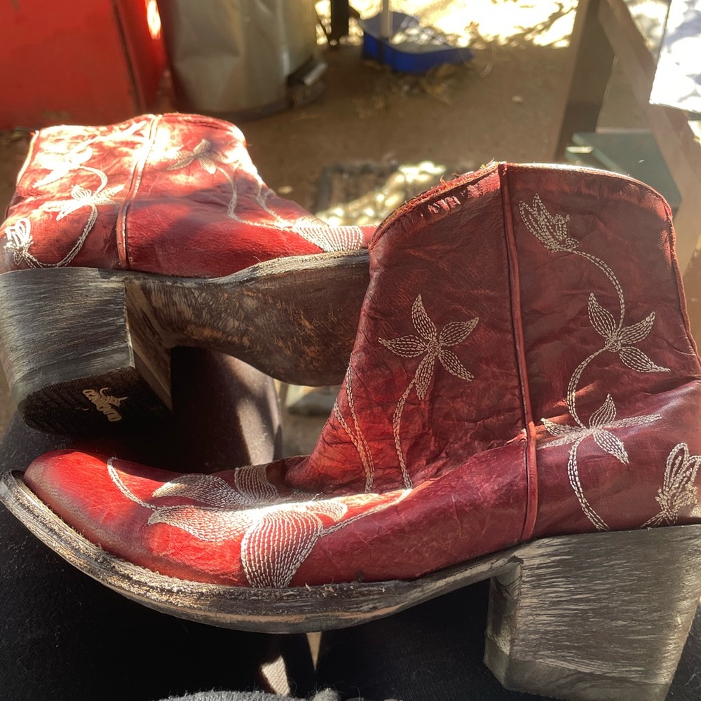 Old Gringo Black and Brown Cowboy Boots - Picture 3 of 7
